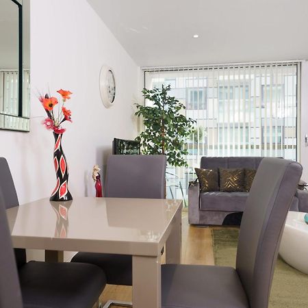 Cobalt Point, South Quay Apartman London Kültér fotó
